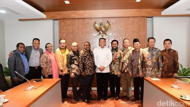 Ketua MPR Inisiasi Forum Aspirasi Papua-Papua Barat