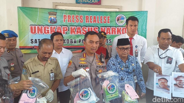 Ini Alasan Polisi Tembak Mati Dua Kurir Sabu Jaringan Malaysia Ini Alasan Polisi Tembak Mati Dua Kurir Sabu Jaringan Malaysia