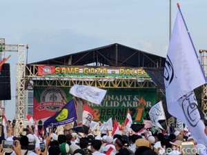 Reuni 212 Singgung Kasus Sukmawati Bandingkan Nabi-Sukarno