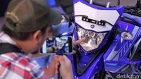 Yamaha WR 155R memiliki daya jelajah yang tinggi berkat kapasitas tangki besar yang mencapai 8,1 liter.