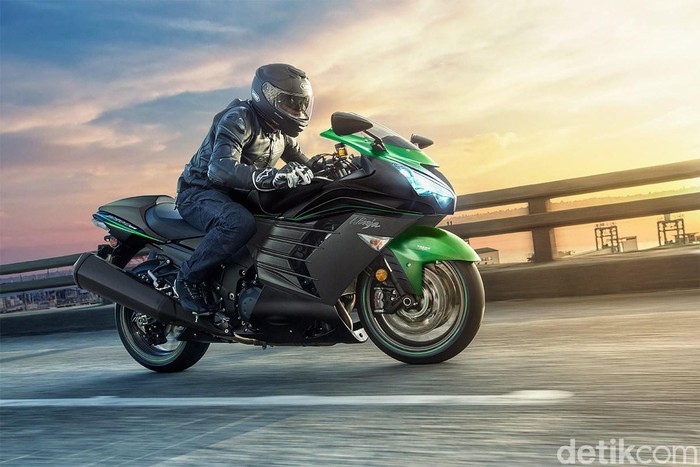 Motor gede Kawasaki yang dulu sempat disebut-sebut sebagai motor tercepat, Ninja ZX-14R akhirnya pensiun. Motor dikabarkan akan dihentikan produksinya setelah 2020.