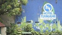 Sebuah hotel di pusat Kota Cimahi punya nilai sejarah yang tinggi. Namanya Hotel Tjimahi. Hotel ini dibangun pada tahun 1927 oleh Nyi Raden Fatimah Singawinata (Yudha Maulana/detikcom)