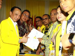 Aris Mandji Daftar Caketum Golkar
