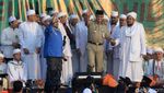 Anies Berseragam Dinas Saat Hadiri Reuni 212 di Monas