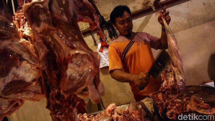 Untuk memenuhi kebutuhan masyarakat menjelang Nataru 2020, daging sapi impor siap ramaikan pasar Jakarta. Daging itu berasal dari Australia hingga Brasil.