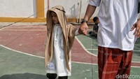 Seperti kasus dokter Romi yang dibatalkan menjadi dokter gigi karena penyandang disabilitas. Tetapi tidak semua penyandang disabilitas selalu berada dalam stigma negatif.