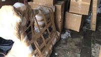 Barang ilegal tersebut sekarang masih diperiksa oleh Bea Cukai. Foto: Dok. Istimewa