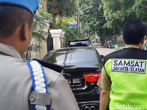 Nunggak Pajak Mobil Mewah Rp 350 Juta, Hitungan Jam Sudah Lunas