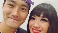 Siwon SuJu juga pernah foto bareng dengan Bunga Citra Lestari atau BCL.  Foto: Instagram