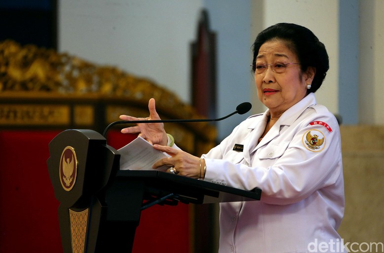 Seragam BPIP 4 Kantong, Gerindra: Mega-Prabowo Sahabat, Wajar Seleranya Sama Seragam BPIP 4 Kantong, Gerindra: Mega-Prabowo Sahabat, Wajar Seleranya Sama