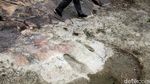 Potret Prasasti di Area Tambang Granit Terbaik Asia
