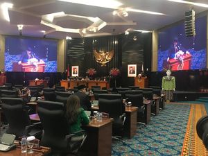 Pantun PDIP ke Anies: Daripada Rangkai Kata, Lebih Baik Fokus Kerja