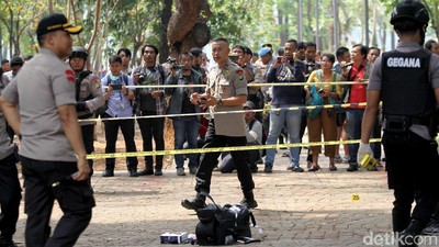 Lokasi Ledakan di Monas Digaris Polisi