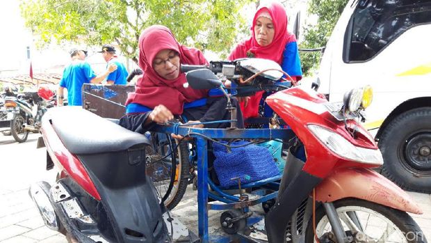'Balas Dendam' Isnaini, Difabel Pendiri PAUD Inklusi di Boyolali