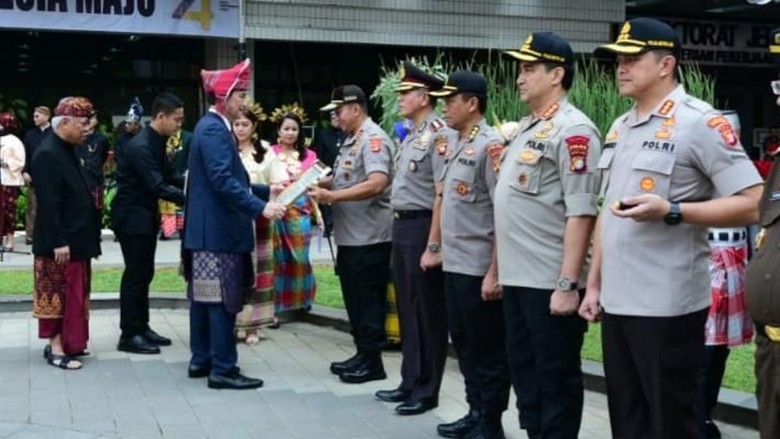 PUPR Apresiasi Kapolda Lampung Terkait Pembebasan Lahan Tol Sumatera PUPR Apresiasi Kapolda Lampung Terkait Pembebasan Lahan Tol Sumatera