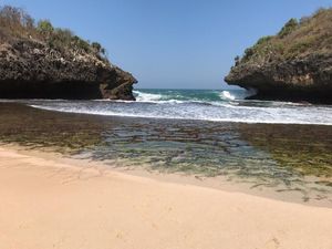 Yang Cantik dari Gunungkidul: Pantai Sedahan