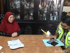 Cerita Mobil Mewah di Gang Sempit: Alphard-Mercy Takut Lewat Sini