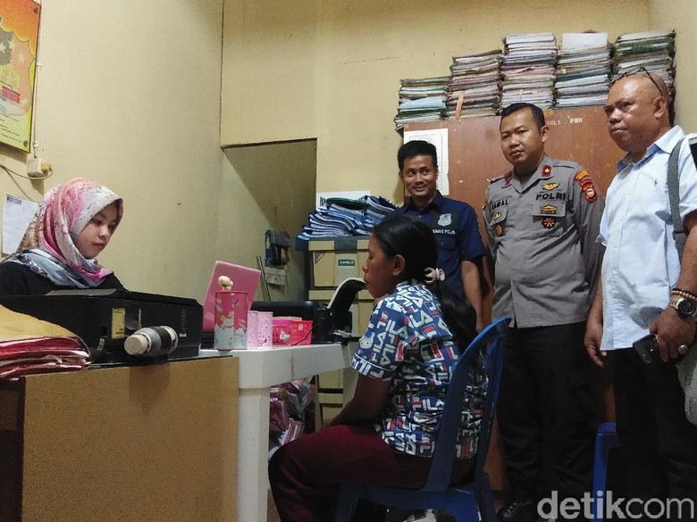 Ibu di Makassar yang Paksa Anak Ngemis untuk Bayar Arisan Jadi Tersangka Ibu di Makassar yang Paksa Anak Ngemis untuk Bayar Arisan Jadi Tersangka