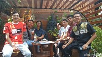 Salah satu yang belajar Bahasa Inggris di Desa Bahasa yakni Abdul Aziz (20) dari Arab Saudi. Dia sudah sebulan di sini, kemudian meneruskan lagi untuk belajar Bahasa Inggris di Desa Bahasa. (Eko Susanto/detikcom)