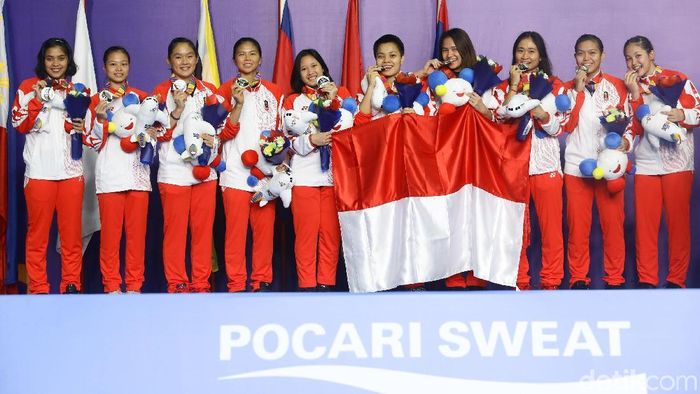 Tim bulutangkis putri Indonesia meraih perak SEA Games 2019. (Foto: Grandyos Zafna/detikcom) Tim bulutangkis putri Indonesia meraih perak SEA Games 2019. (Foto: Grandyos Zafna/detikcom)