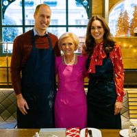 Jadi Bintang Tamu, Kate Middleton Masak Sajian Natal Bareng Mery Berry