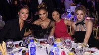 Dalam acara tersebut Lili juga berkumpul dengan lawan mainnya di Hustlers. Lawrence Busacca/Getty Images for IFP