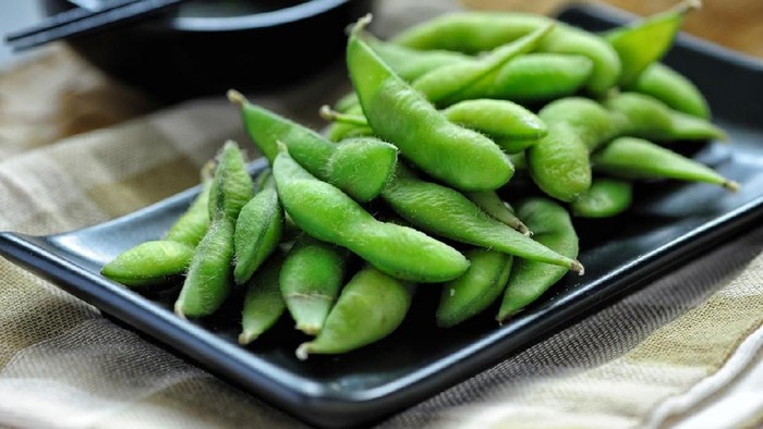 187780892 Edamame is one of the popular Japanese cuisine