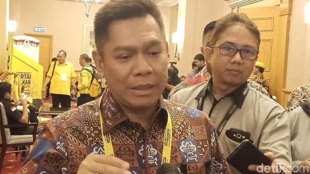 Ketua Pelaksana Munas Golkar Adies Kadir