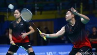 Ni Ketut Mahadewi Istarani/Apriyani Rahayu mengalahkan Rawinda Prajongjai/Puttita Supajirakul dengan skor 21-17 dan 21-18.