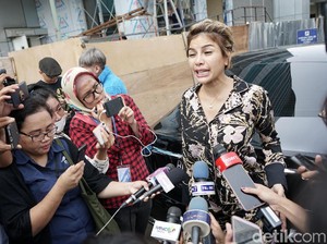 Sisi Lain hingga Perjuangan Nikita Mirzani di Dunia Hiburan Tanah Air