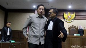 Gubernur Nonaktif Kepri Didakwa Menerima Suap dan Gratifikasi