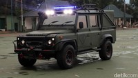 Untuk mesin, Saleh berupaya mempertahankan mesin yang original pada mobil tahun 1997 itu.