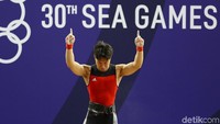 Atlet angkat besi, Rahmat Erwin Abdullah, berhasil menambah koleksi medali emas Kontingen Indonesia di SEA Games 2019 Filipina. Dia menjadi yang terbaik di kelas 73 kg putra.