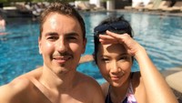 Bahkan keduanya sempat berenang bersama di Bali. Dok. Instagram/jorgelorenzo99