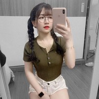 Influencer yang juga merupakan livestreamer populer ini memperoleh 10 kilogram untuk mencapai sasaran kebugarannya. Sebelumnya Trang hanya memiliki berat tubuh 39 kilogram. Foto: Facebook