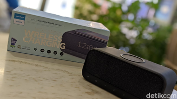 Ini adalah Soundcore Wakey. Foto: Adi Fida Rahman/detikINET