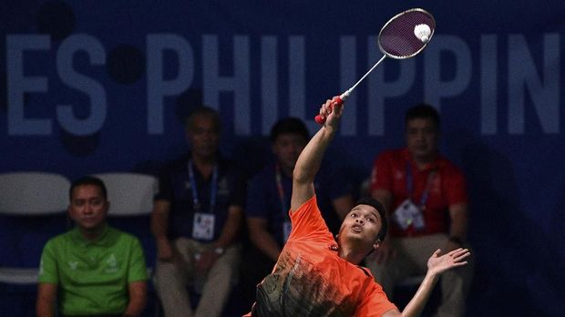 Anthony Ginting berhasil dua kali mengalahkan Chen Long di BWF World Tour Finals.