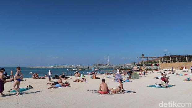 La Mer, Tempat Berbikini di Kota Dubai