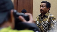 Sebelumnya, Bowo dituntut 7 tahun penjara dan denda Rp 300 juta subsider 6 bulan kurungan.