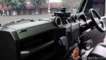 Garang! Land Rover Defender Sang Jenderal