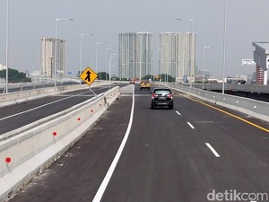 Tol Japek Layang Beroperasi, Jokowi Harap Tak Ada Macet Lagi