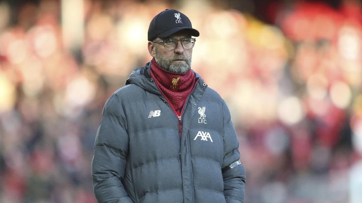 Juergen Klopp mungkin belanja pemain baru Januari nanti (AP Photo/Jon Super)