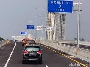 Jokowi Percepat Peresmian Tol Japek Layang Jadi 12 Desember