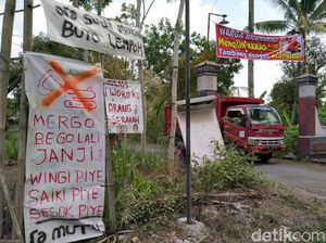 Petani Lereng Merapi Klaten Tolak Tambang, Pemkab: Itu Kawasan Lindung