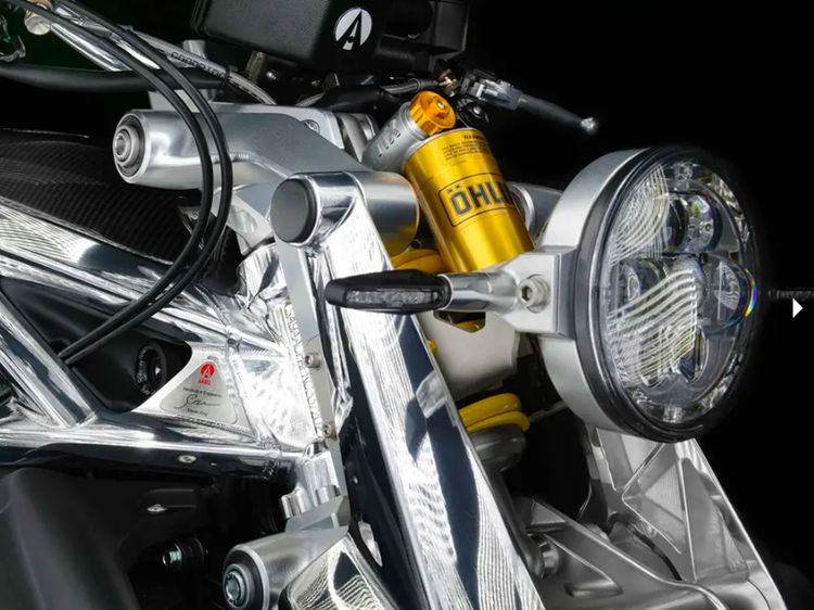 Kenalkan, Motor Ini Disapa New Ace Iron Horse