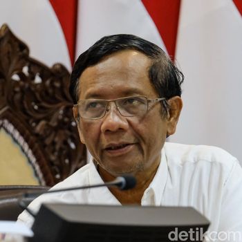 Ancang-ancang di Natuna, Tak Ada Negosiasi dengan China