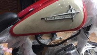 Belum secara pasti diketahui pemilik barang ini, Garuda menyebut barang itu milik karyawan.