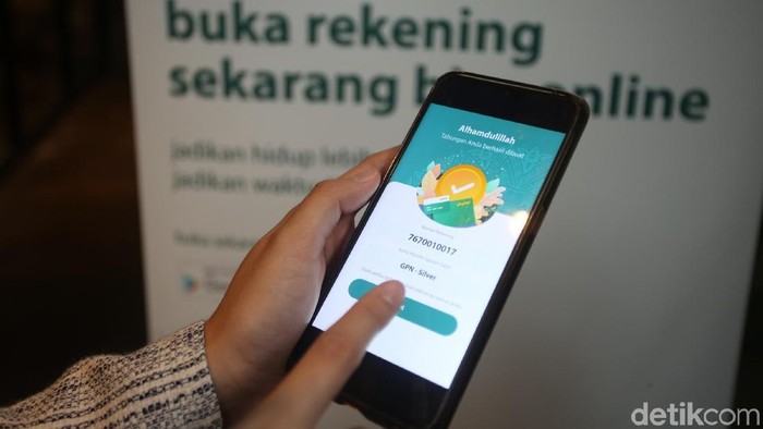 PT Bank Syariah Mandiri (Mandiri Syariah) meluncurkan fitur pembukaan rekening online. Hanya dengan mengakses Mandiri Syariah Mobile.
