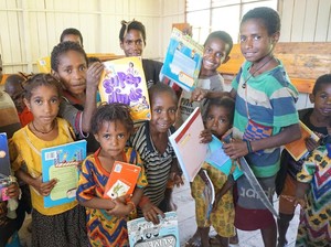Kabar Baik Buat Pedalaman Papua Itu Berupa Perpustakaan