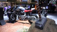 Thor dan palunya pada MT-07 Foto: G1 Globo